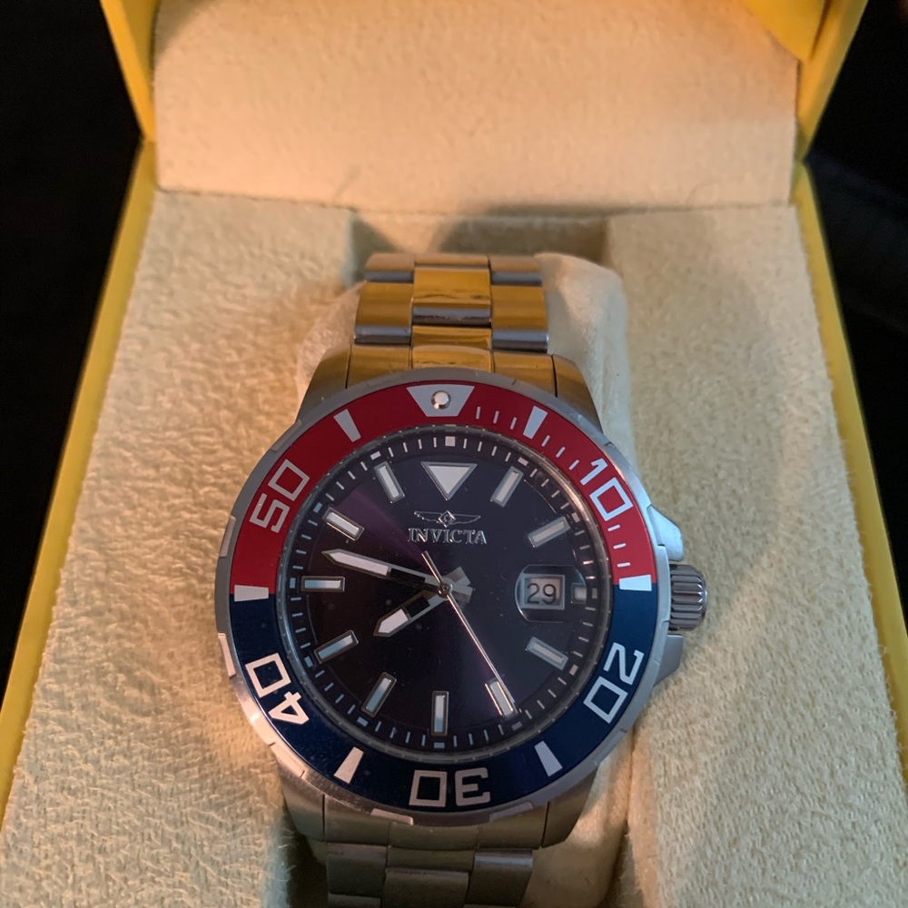 Watch - Picture 3 of 3